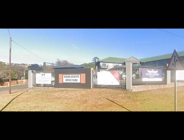 BUSINESS PROPERTY TO RENT IN HELDERKRUIN